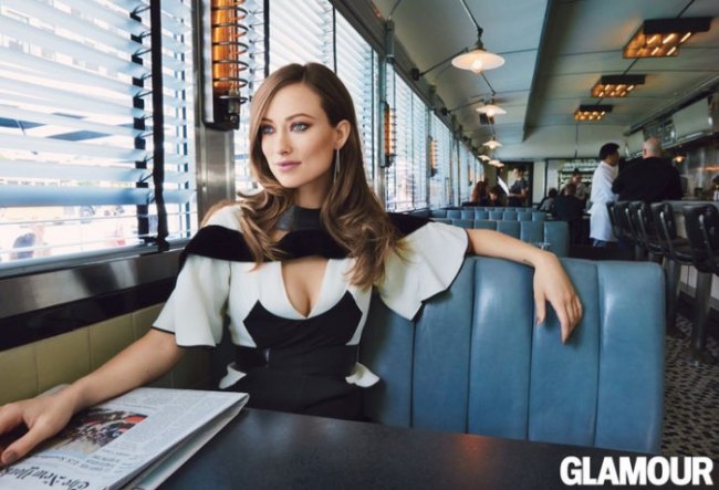 Exude glamour in a dazzling dress like Olivia Wilde 2
