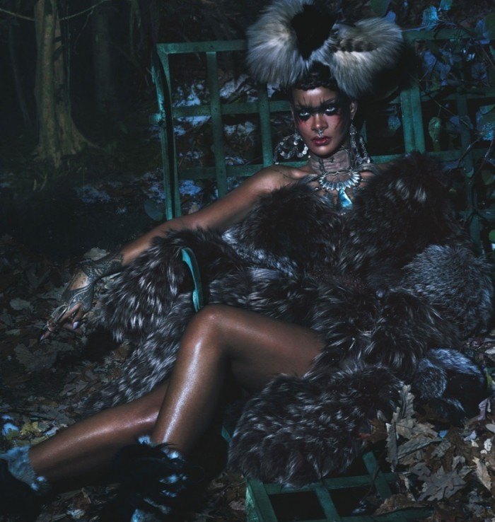 小天后Rihanna的時尚版圖再擴張，登上《W》雜誌9月刊封面 14