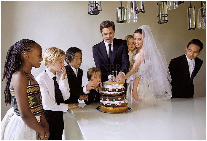 Angelina Jolie 婚紗照釋出，和Brad Pitt與孩子們一起洋溢幸福光輝 5
