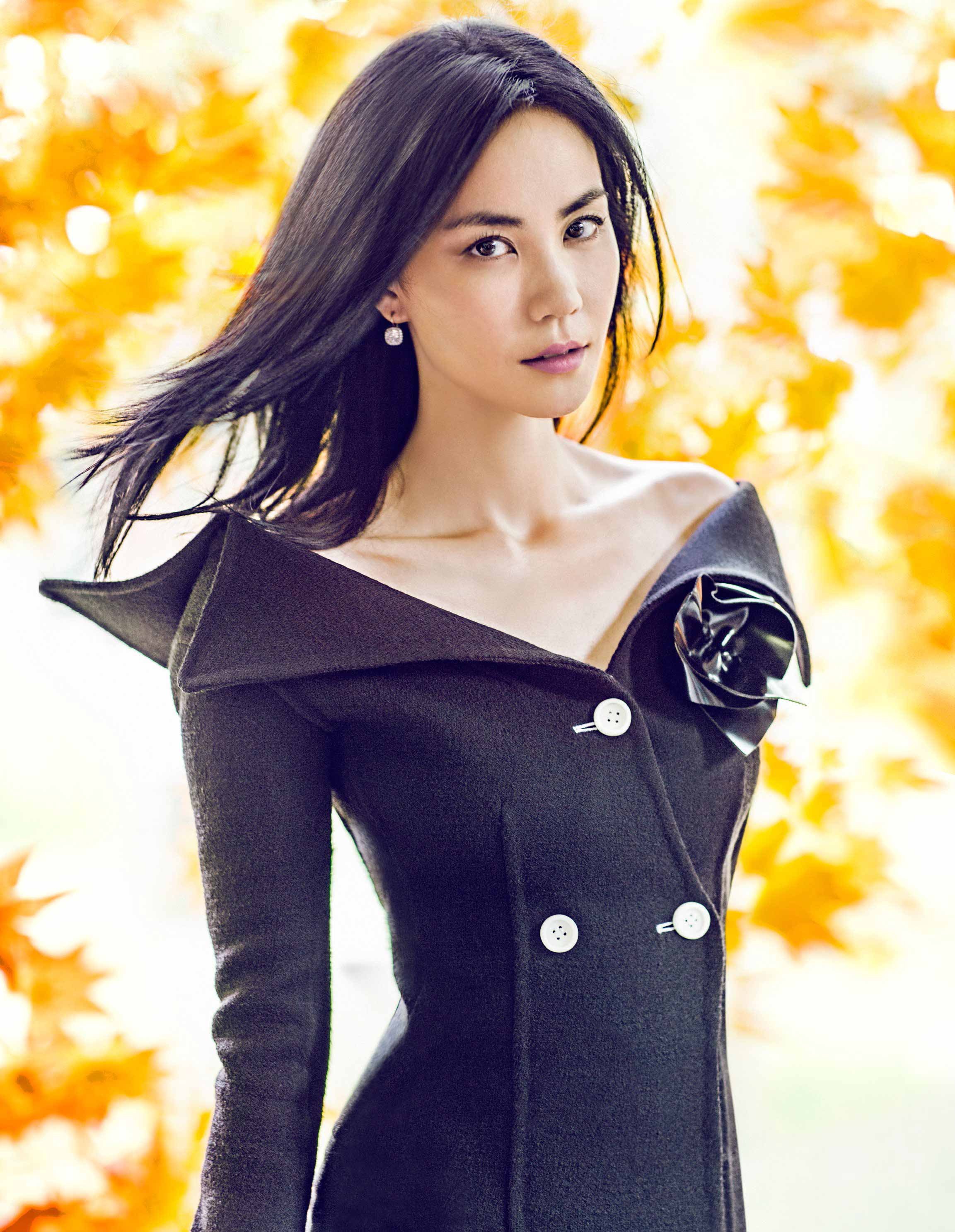Faye-Wong-by-Chen-Man-for-Elle-China-October-2014_01